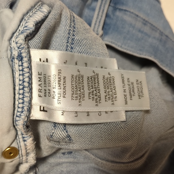 Frame Le high flare denim in fountain blue - Picture 5 of 5